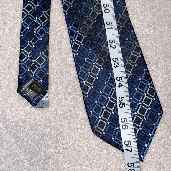 Alexander Julian Colours Blue Diamond Neck Tie 100% Polyester - Picture 4 of 4